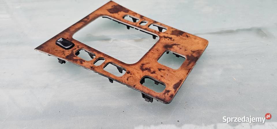 Ramka wybieraka mercedes w210 2106808639 Zbąszyń