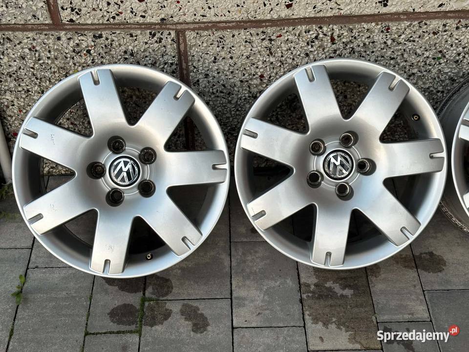 Felgi aluminiowe 5x112 16 7J ET 37 Harta