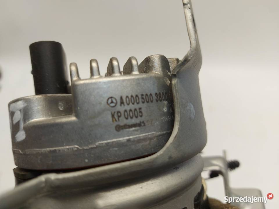 Mercedes EQA 250 W243 POMPA WODY