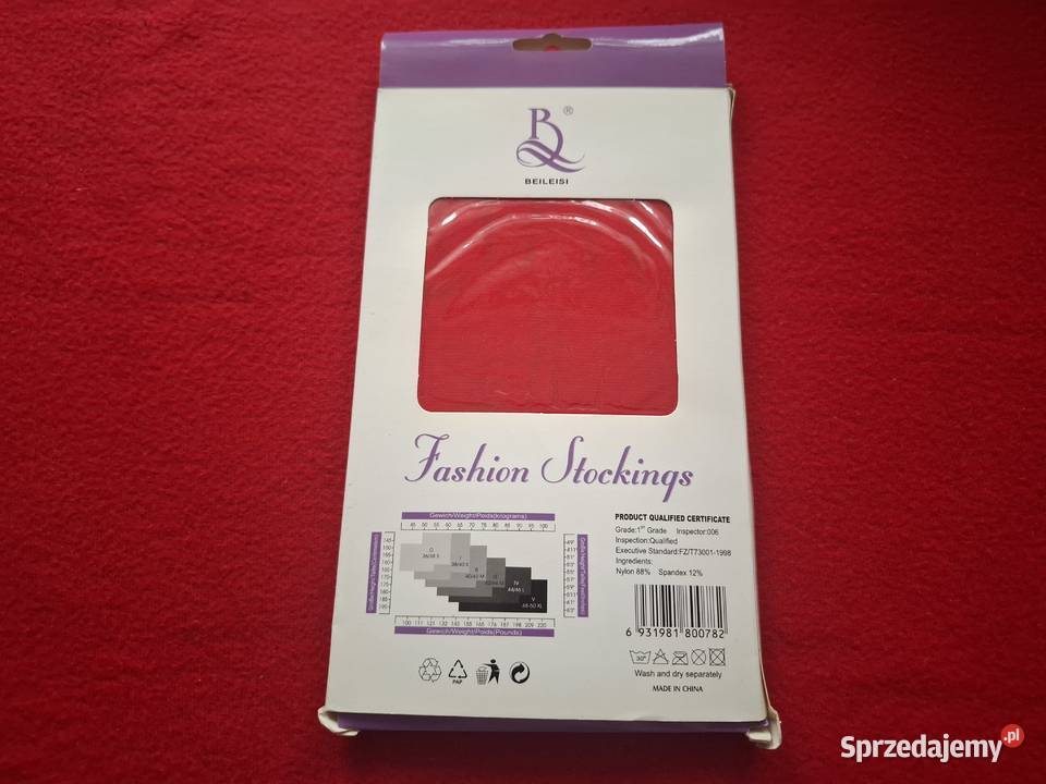 Czerwone pończochy samonośne