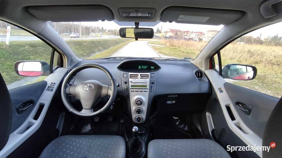 Toyota Yaris 10 Benzyna Klimatyzacja Mały Jasło