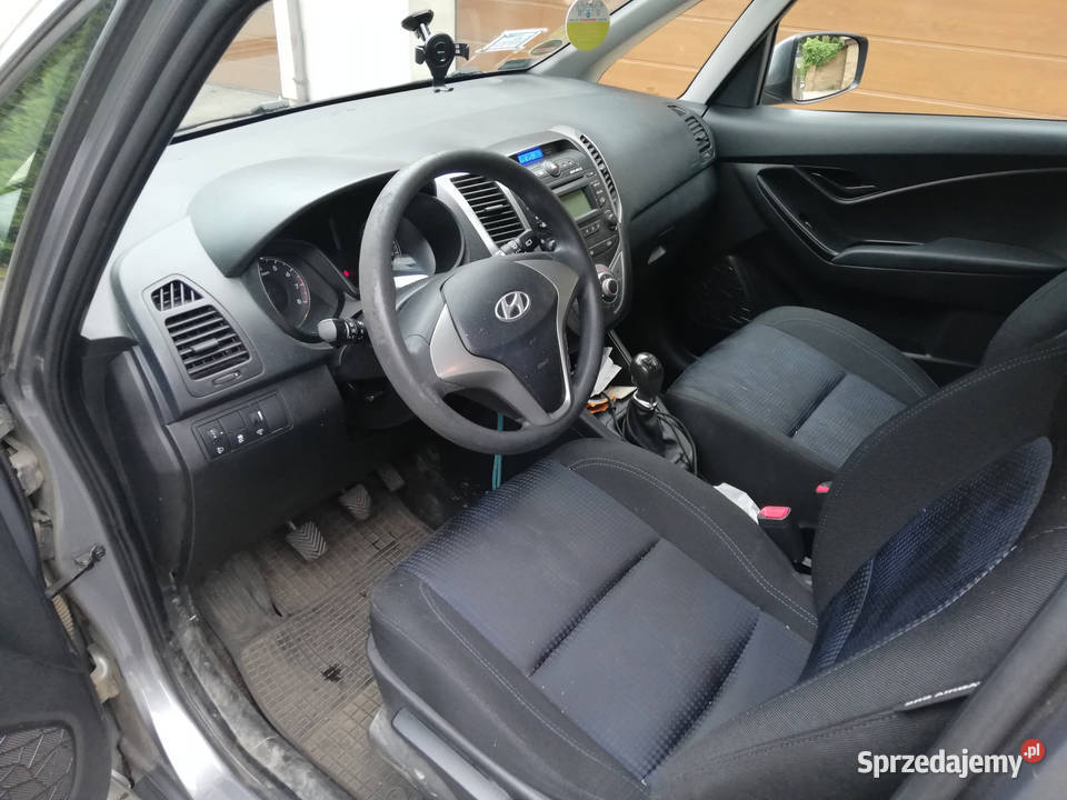 Hyundai ix20 2013 benzyna 14 szary metalik 160 immobilizer