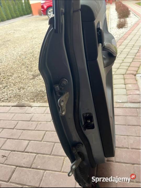 Tylne drzwi prawe Ford kuga mk1