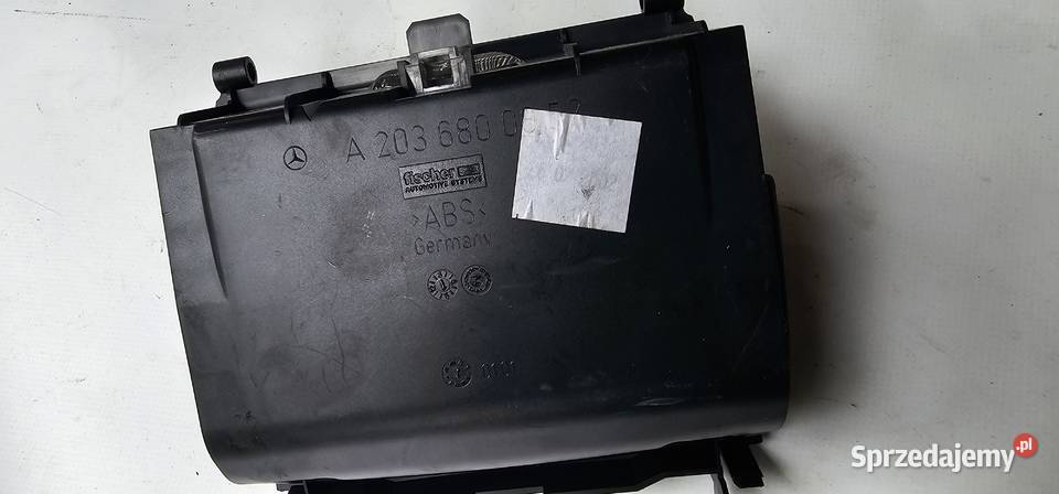 Popielniczka mercedes w203 elegance 2036800852 Popielniczki wielkopolskie Zbąszyń sprzedam