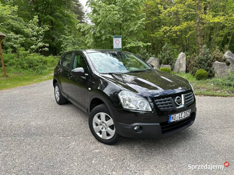 Świeżo sprowadzony Nissan Qashqai