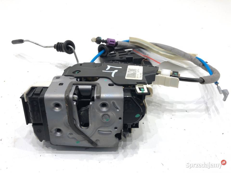 ZAMEK DRZWI LEWY TYŁ MERCEDES W176 Hatchback podkarpackie