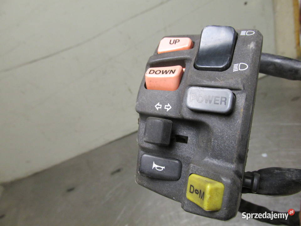 Lewy przełącznik Suzuki Burgman 650 03r świętokrzyskie Sandomierz