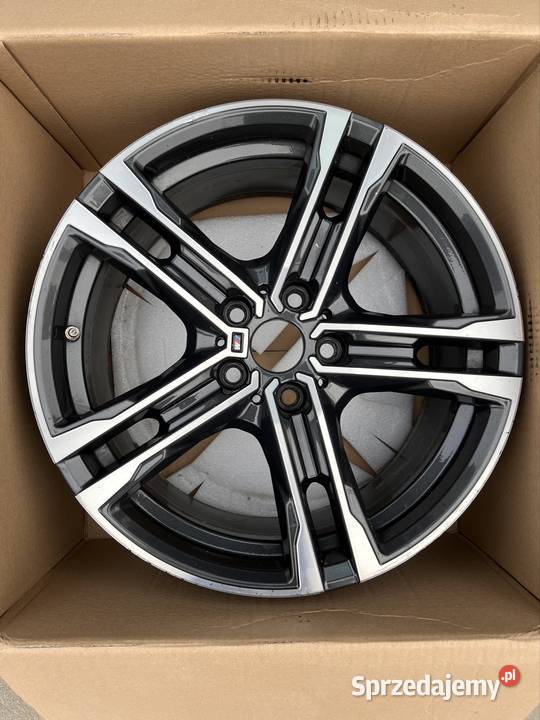 Felga BMW seria 1 F40 36118092352 Poznań