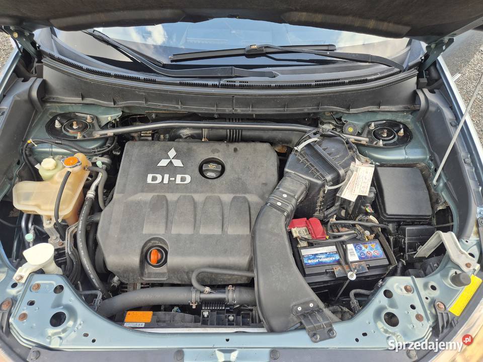 Mitsubishi Outlander 4x4 7 osób 20d 140 HAK 260 Bujaków sprzedam