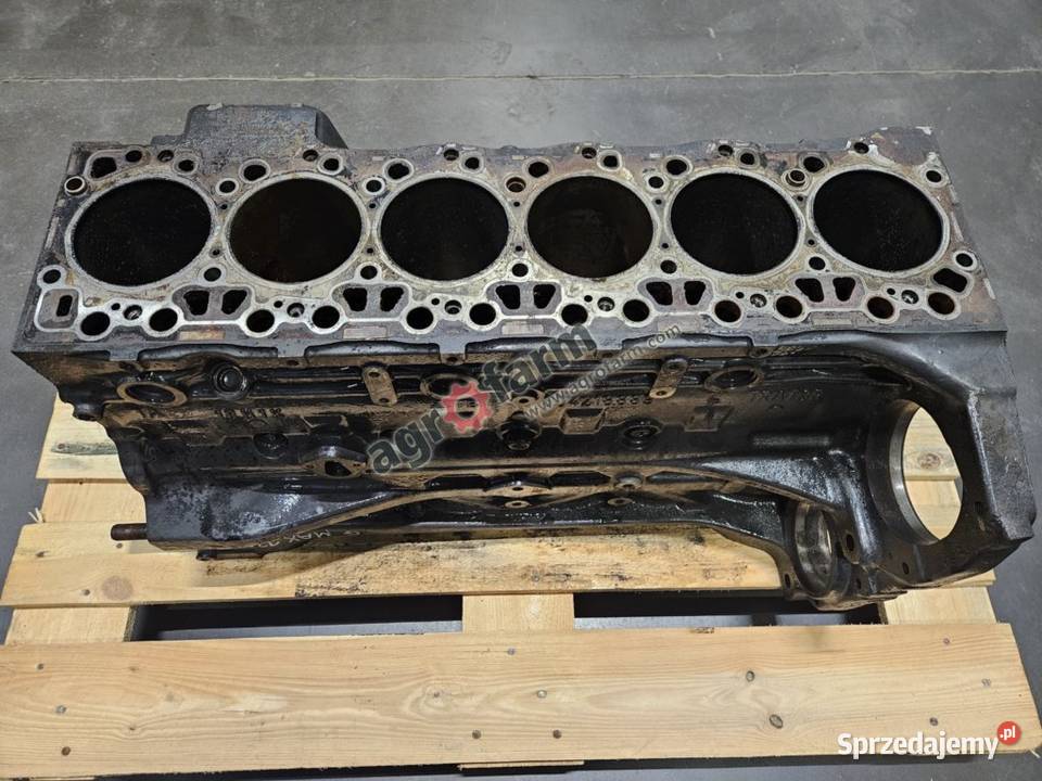 Blok silnika Holland T6030 T6050 T6070 Byków sprzedam