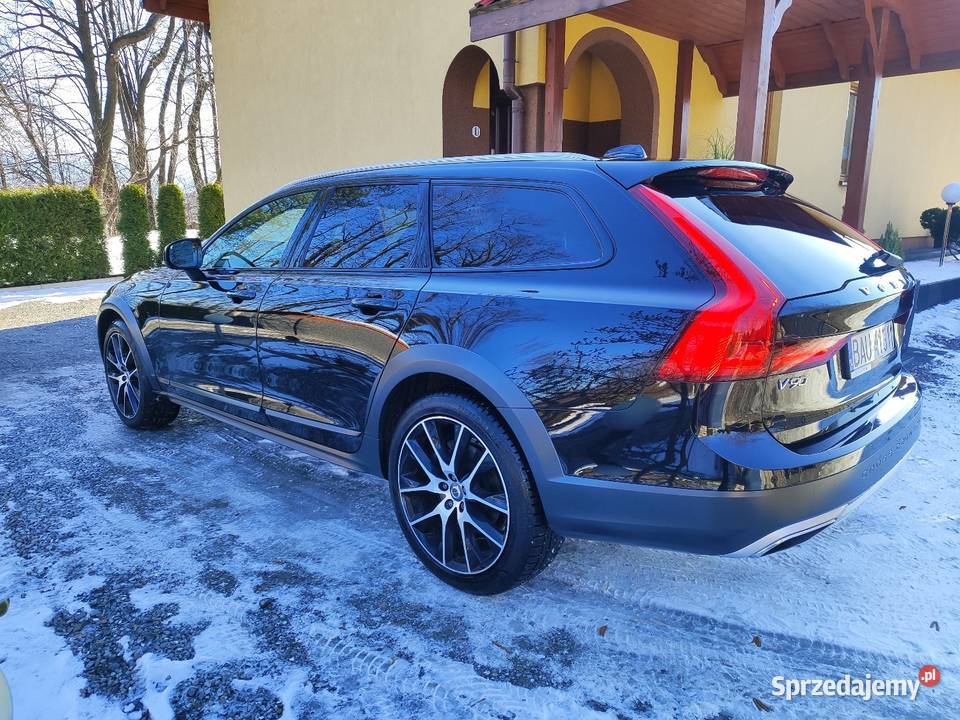 Volvo V90 cross country benzyna T6 AWD 4x4 Radziechowy