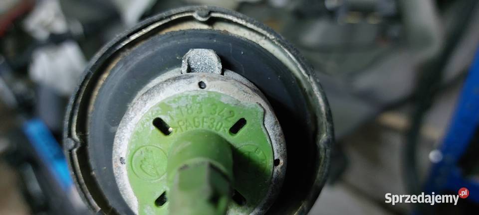 korek wlewu paliwa bmw e39 1183342 osobowe Starachowice