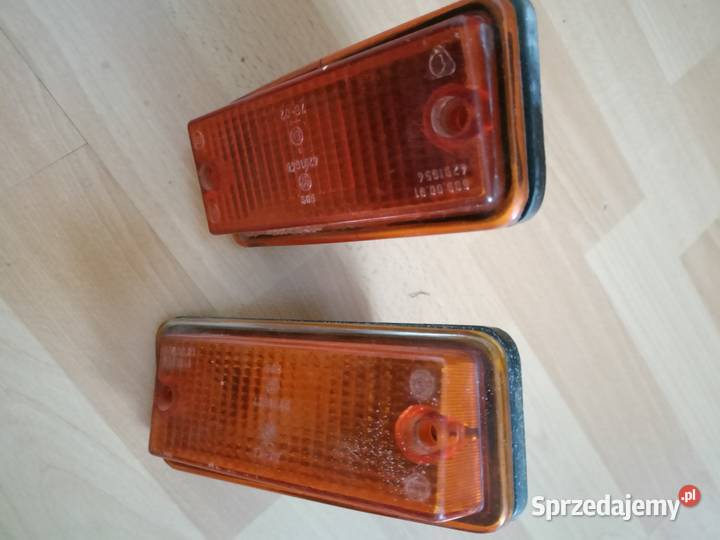 Kierunkowskazy przód przednie Fiat 126p Maluch osobowe Tarnobrzeg