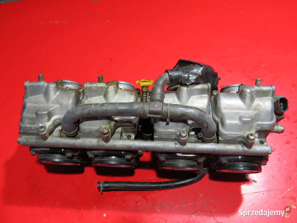 HONDA HORNET 600 PC36 03 gaznik gazniki membrana