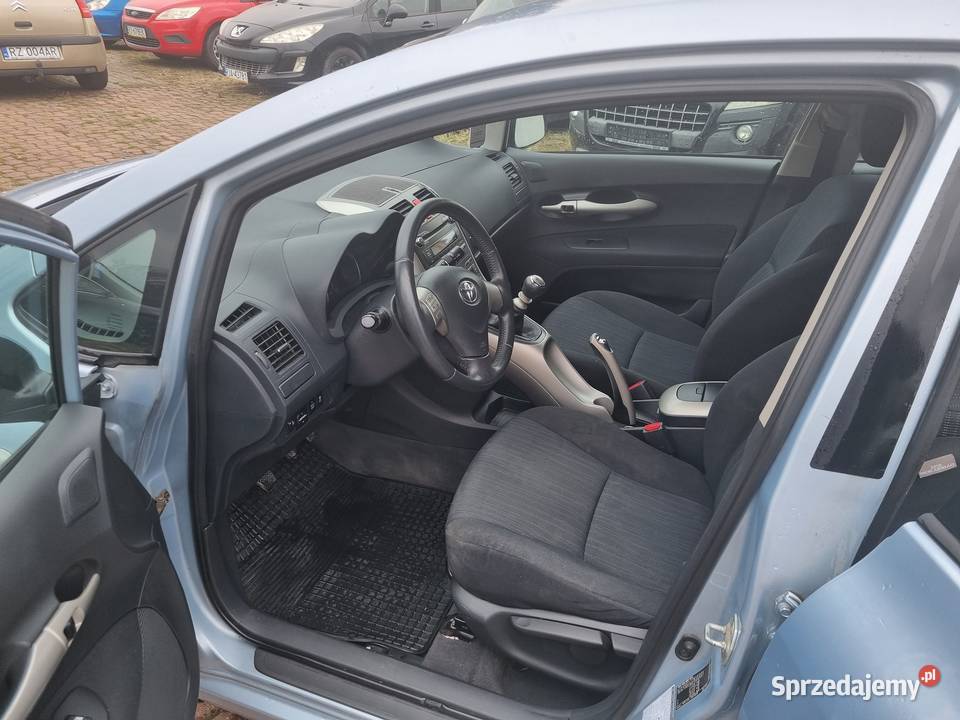 Toyota Auris 2009r 13 VVTI B 148 zadbany Samochody osobowe Rzeszów