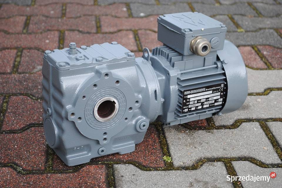 Motoreduktor kątowy 037kw 48obrmin FIRMY SEW Kargowa