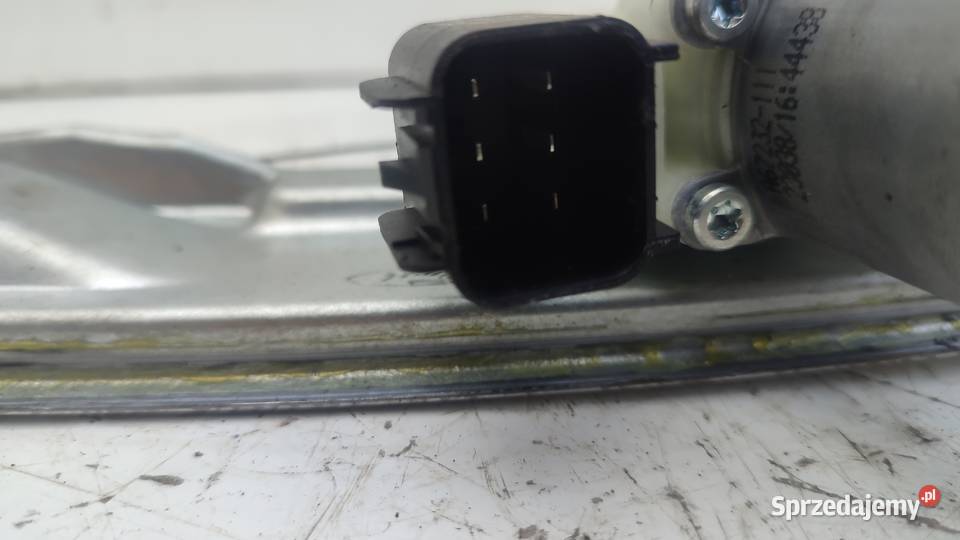 35FORD FOCUS MK3 PODNOŚNIK SZYBY PRAWY TYŁ sprzedam