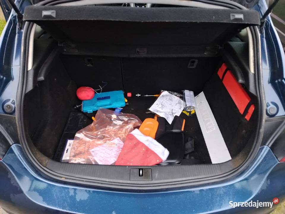 Opel Astra J hatchback 17 diesel 110 manual 6 Pasłęk sprzedam
