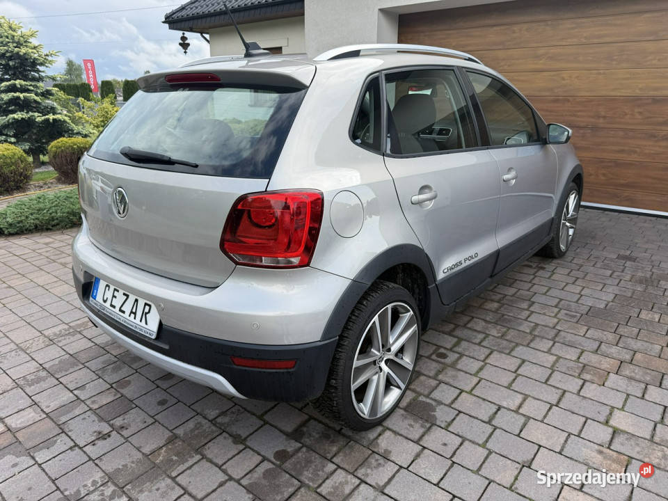 Volkswagen Polo Cross 11r automat DSG nawigacja 4/5 Konradów sprzedam