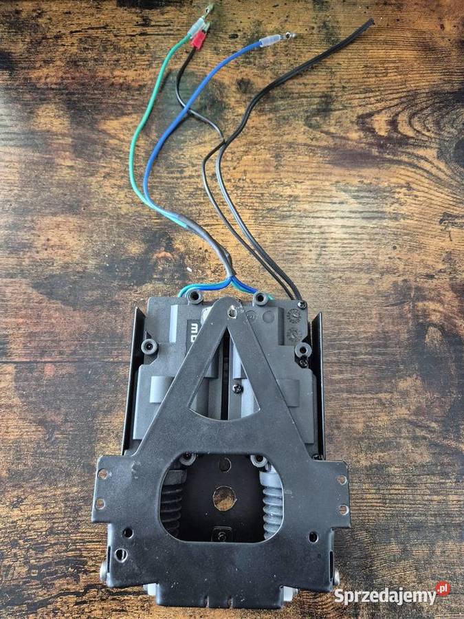 Elektrycznie składany uchwyt tablicy Swarzędz