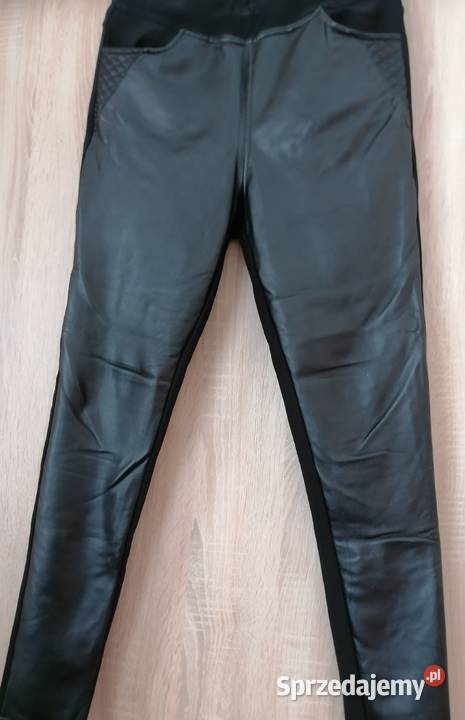 Leginsy ocieplane z metaliczną powłoką z jednej