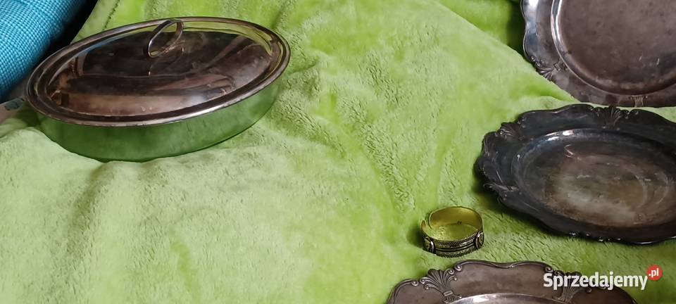 zbiór zabytkowej galanterii stołowej platerów i Mosina
