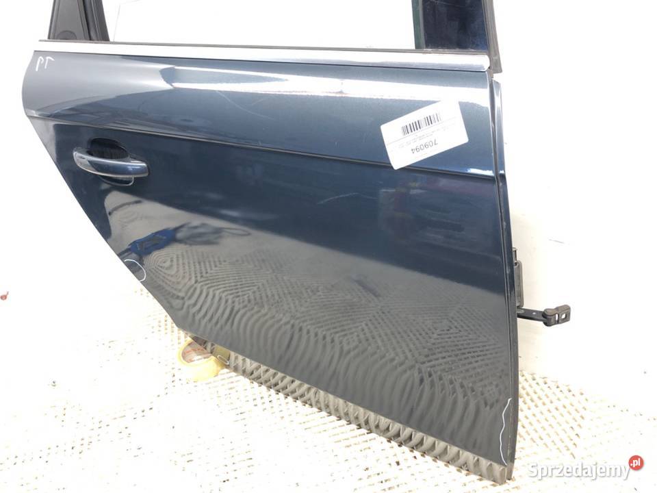 DRZWI PRAWY TYŁ AUDI A4 B8 Kombi 0715 METEORGRAU