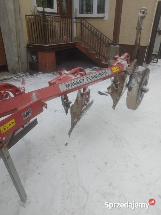 Pług 3 skibowy Bęczków