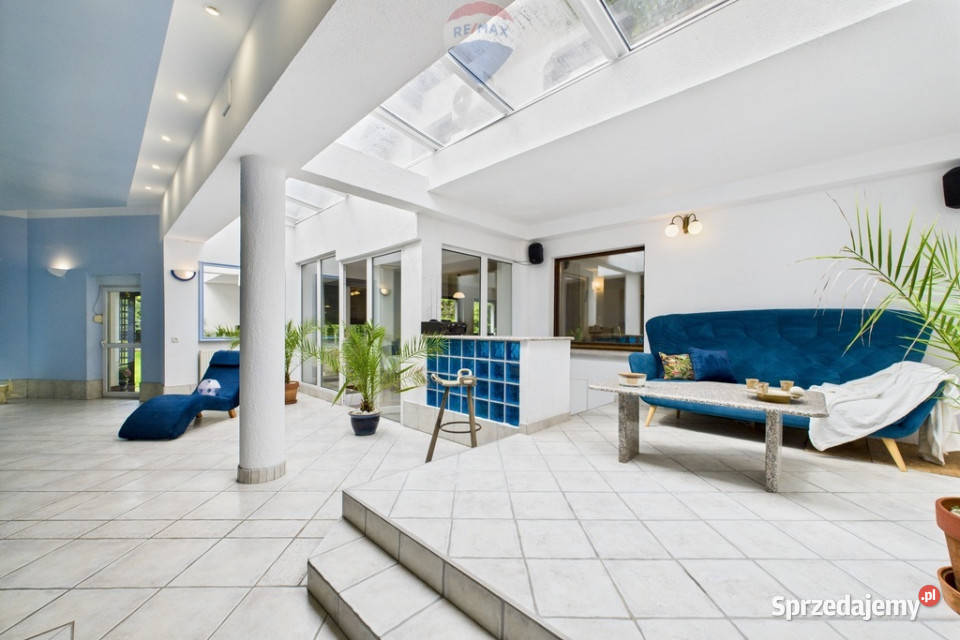 Dom z krytym basenem i pięknym ogrodem dachówka sprzedam