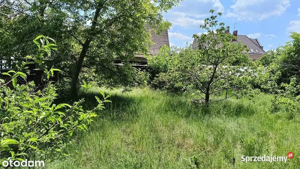 Sprzedam Dom z 2 Mieszkaniami i 2 Garażami 140m2 sprzedam