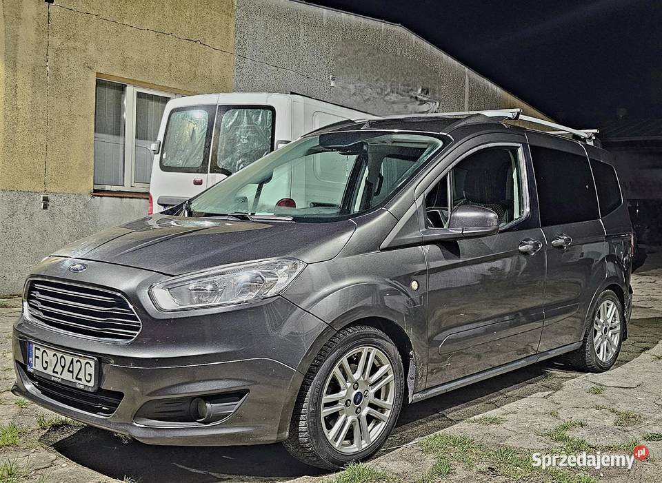 Ford Tourneo Courier Titanium 2016 LPG Gorzów Wielkopolski sprzedam