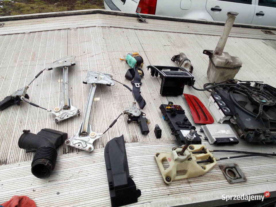 Hyundai Coupe czesci klapa komputer airbag świętokrzyskie Morawica