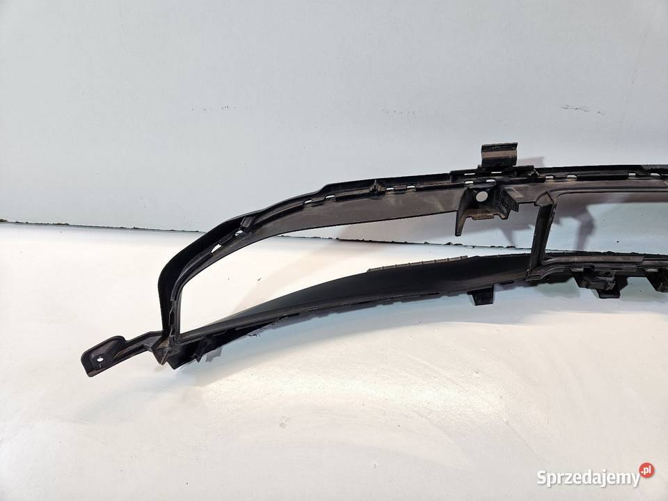 PORSCHE TAYCAN 9J1 KRATKA ŚRODKOWA ZDERZAKA