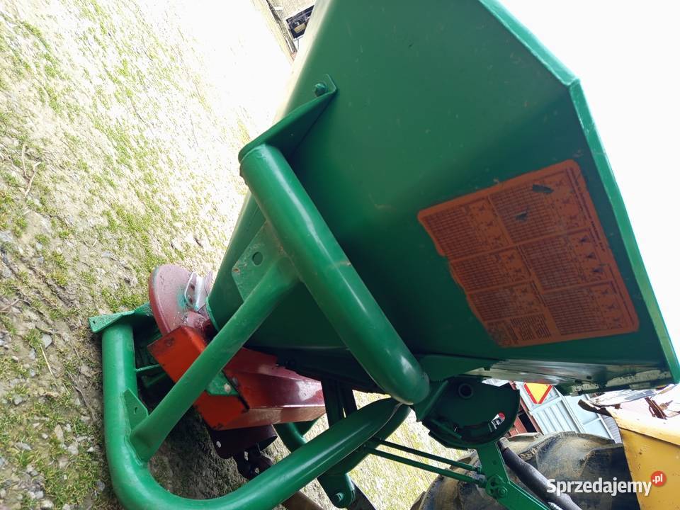 Rozsiewacz nawozów Amazon 400 l Truskolasy