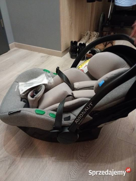 Fotelik samochodowy łupina nosidełko Testy zderzeniowe 5 punktów