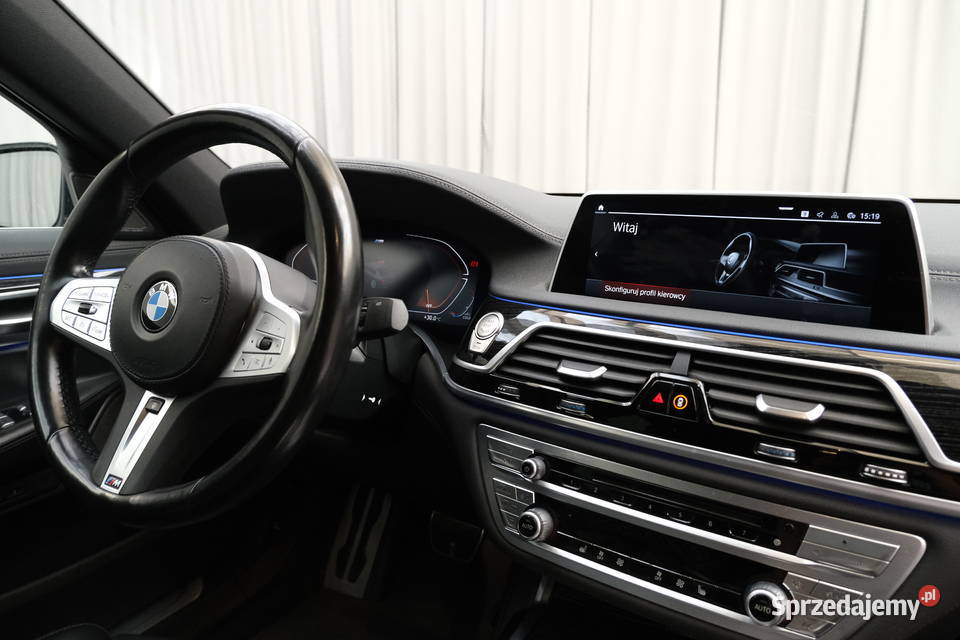 BMW 740i 2022 299800 ccm 333 automatyczna Warszawa