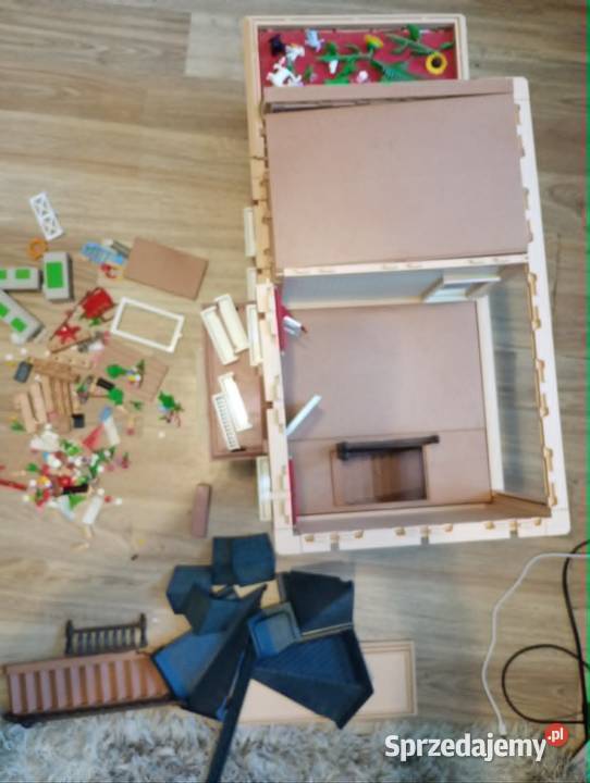 Playmobil zamek domek wiktorianski mebelki dolnośląskie Wałbrzych