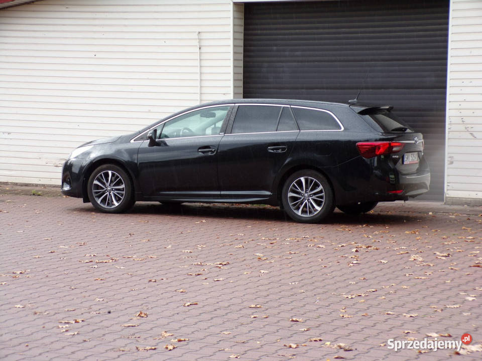 Toyota Avensis BI LED Edition S Navi 20 143 2017 4/5 śląskie Mikołów