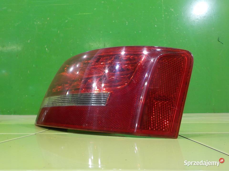 AUDI A5 8T 20 TDI 09r COUPE 2D lampa prawa tyl Suków