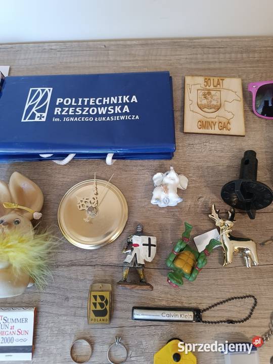 Gadżety pamiątki ozdoby bibeloty breloki podkarpackie Rzeszów