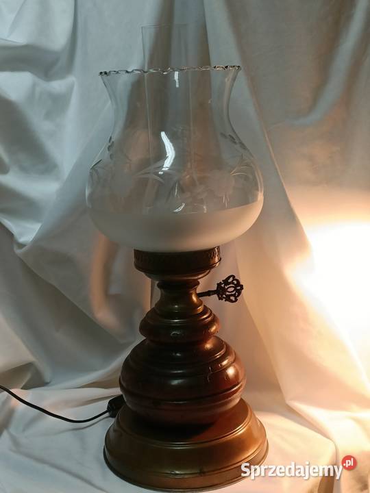 Lampa stołowa stylizowana na naftową drewno i Lampy stołowe i nocne Góra