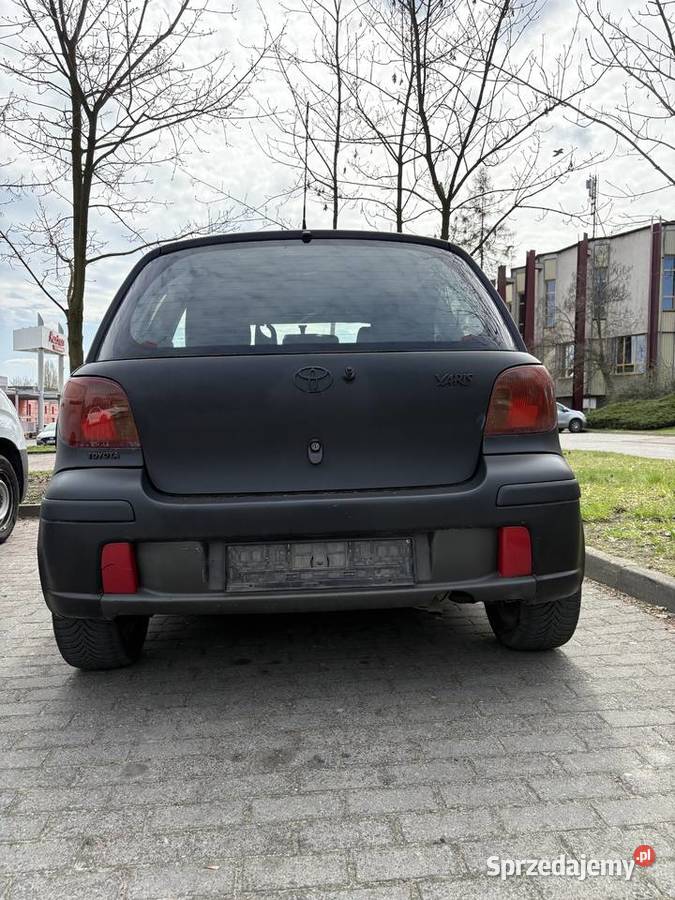 Toyota Yaris 15 Ts LPG ważne długie OC i Pt manualna Yaris Częstochowa