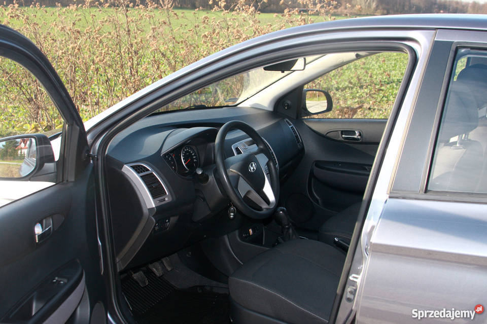 Sprzedam auto Hyundai i20 manualna Kraków