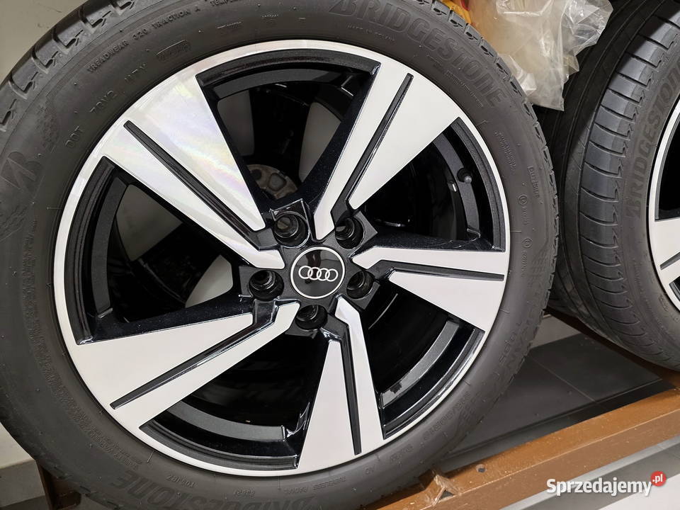 Audi Q2 100 ASO szare z pakietem czerń 86800km Włodawa