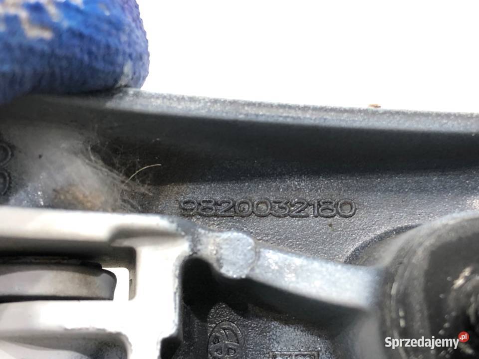 ZAWIAS DRZWI TYLNYCH LEWY OPEL VIVARO C Bus