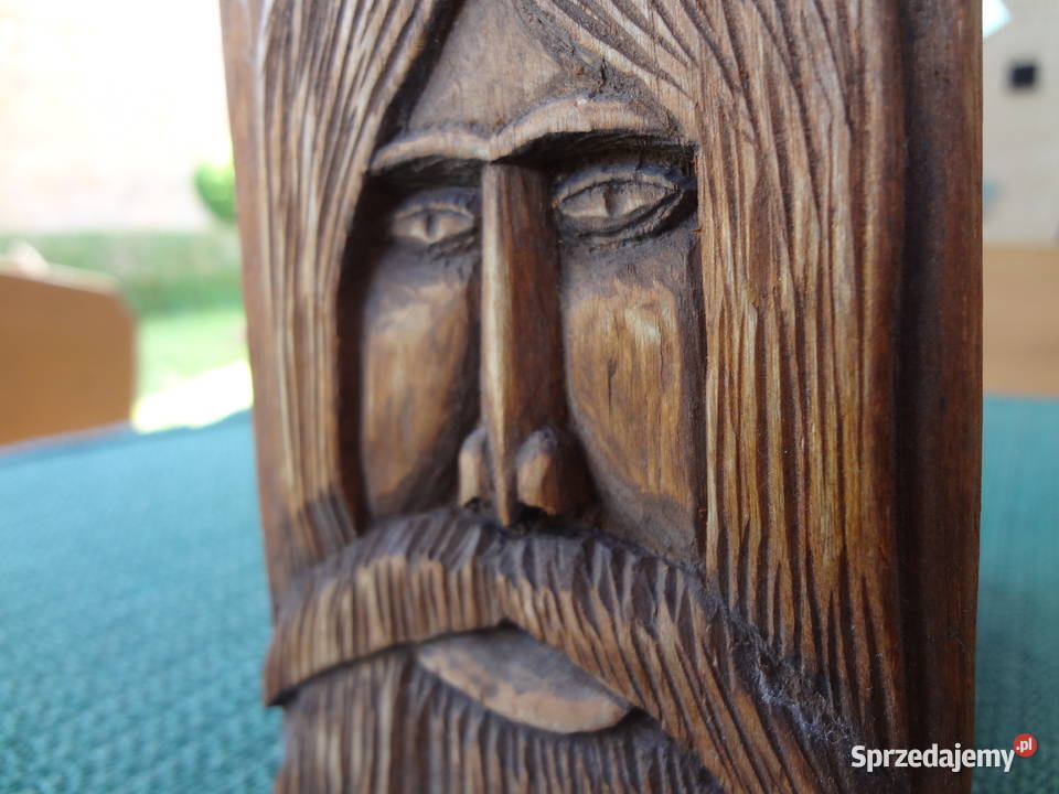 Jezus rzeźba z drewna