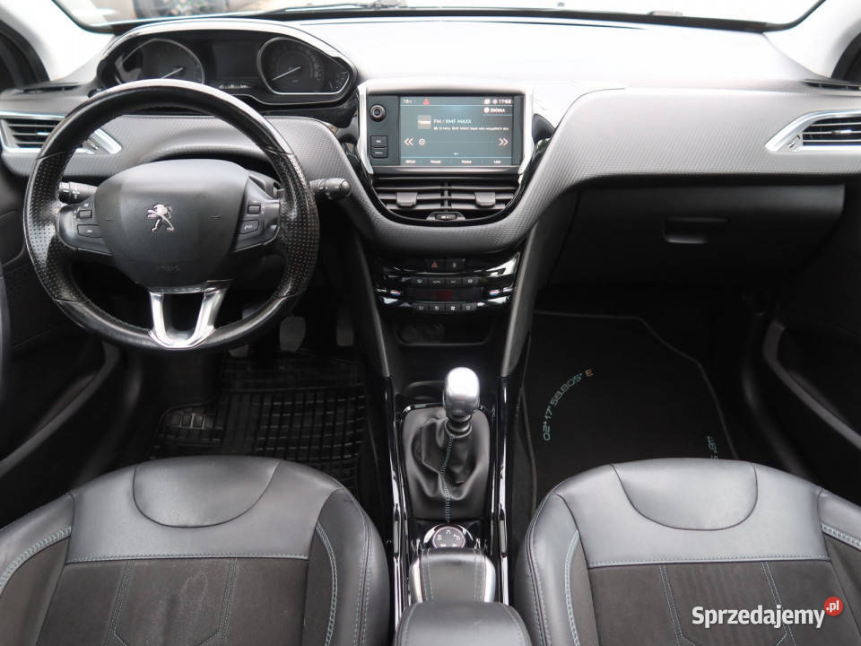 Peugeot 2008 12 PureTech nawigacja Katowice