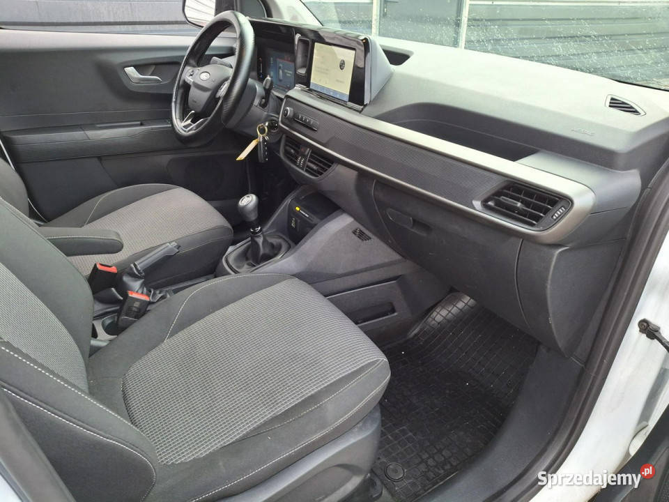 Ford Transit Courier Komorniki
