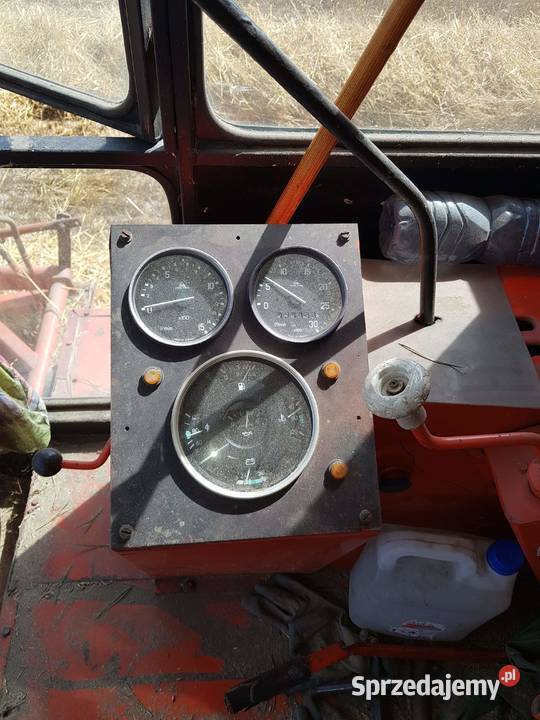 Kombajn zbożowy Bizon Super Janków Przygodzki