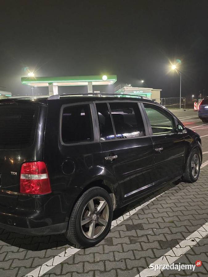 Volkswagen Touran 7 osób 20 TDI 215 nieuszkodzony mazowieckie Mińsk Mazowiecki
